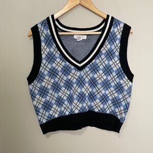 Birch and Stone Argyle Sweater Vest Cropped Retro Vibe Y2K Black White Blue L